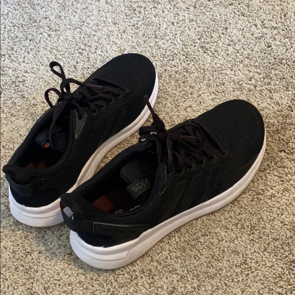 Adidas cloud foam size 7